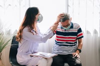 ¿Qué tipo de dolor de cabeza tienes? Señales de alerta que no debes ignorar