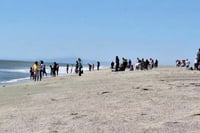 Tragedia en playa de Oaxaca; mar de fondo cobra la vida de madre e hijo