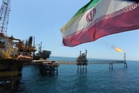 Irán amenaza con cortar gas y petróleo a aliados de EE.UU.