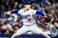 El héroe de la Serie Mundial, Yoshinobu Yamamoto, vuelve a brillar en Toronto