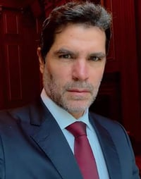 Verástegui se retracta y pide perdón por apoyar a Trump