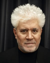 Almodóvar cree que Cannes será "el altavoz contra las guerras" que los Óscar no fueron