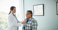 COVID prolongado vinculado a riesgos para la salud cardíaca