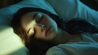 Cuántas horas hay que dormir en la noche y por qué es negativo hacerlo de más
