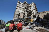 Israel y Hezbolá intensifican ataques antes de negociaciones