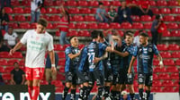 Querétaro derrota 3-1 a Necaxa con doblete de Mateo Coronel en La Corregidora