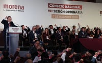 Morena define reglas internas para aspirantes a gubernaturas y alcaldías