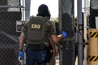 SRE reporta muerte de mexicano bajo custodia de ICE en Luisiana