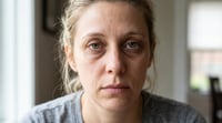 Por qué la cantidad de sueño no influye en las ojeras y cuáles son las claves