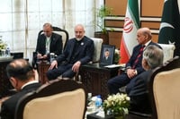 Estados Unidos e Irán evalúan segunda ronda de negociaciones de paz