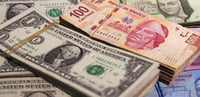 Peso mexicano avanza frente al dólar y cierra en 17.25