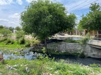 Sabinas entre contaminación y aguas negras denuncian vecinos 