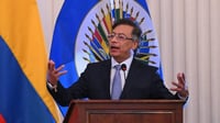 Petro demandará al presidente de Ecuador por calumnia