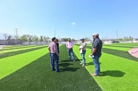 Carlos Villarreal impulsa obras en colonias de Monclova