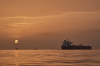 Irán acusa a EU de incautar buque en el Mar de Omán