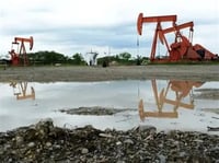 Obispo señala riesgos del fracking pese a beneficios económicos
