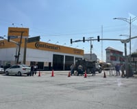 Accidente en bulevar Madero provoca daños en semáforos; autoridad descarta fallas previas