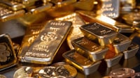 Precio del oro cae por tensión en el estrecho de Ormuz