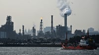 Sheinbaum aborda envíos de petróleo de Pemex a Japón