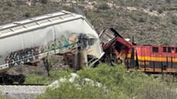 Chocan trenes en Ramos Arizpe; no hay heridos