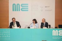 Lomelí defiende autonomía universitaria y democracia en Madrid