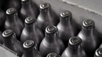 Francia alerta por consumo de “gas de la risa” en jóvenes