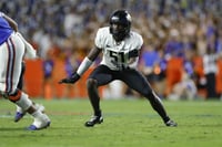 Cowboys van defensivos con Malachi Lawrence en el pick 23