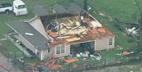 Tornado en norte de Texas deja dos muertos y daños