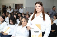 Alondra Cepeda destaca en entrega de certificados ICATEC Nueva Rosita