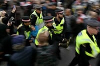 Declaran culpables a activistas por ataque a fábrica en Reino Unido