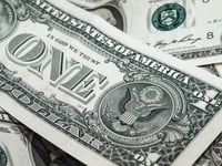 Tipo de cambio sube a 17.39 pesos por dólar este martes