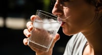 Por qué no conviene esperar a tener sed para hidratarse bien