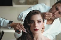 Estilista de Fátima Bosch termina arrestado en pleno Festival de Cannes