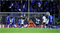 Cruz Azul y Pumas empatan 0-0 en final de ida