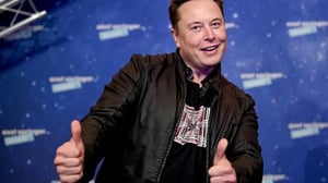 El magnate multimillonario Elon Musk promete dar hasta 1 millon de dólares al día a votantes registrados en estados clave que firmen una petición del 'America