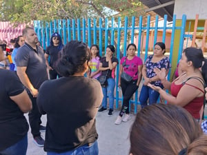 Fiscalía y Pronnif están manejando el caso.  Padres de familia de Jardín de Niños Sector Industrial ubicado en Frontera, se manifestaron para exigir el nombre