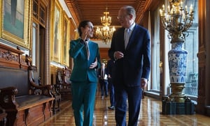 La mandataria y el empresario hablaron de la importancia del T-MEC.  La presidenta Claudia Sheinbaum Pardo recibió este miércoles 6 de noviembre en Palacio