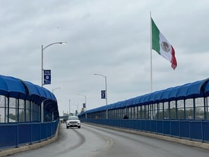 Tal y como sea anuncio en este espacio, el Puente Internacional Uno abrirá 24 horas del 19 al 21 de diciembre.  El Sistema de Puentes de Eagle Pass lo confirmó