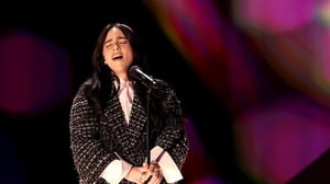 Billie Eilish ha demostrado ser una de las artistas más influyentes y exitosas de su generación, consolidando su carrera a través de un talento innegable