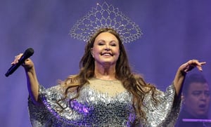 La soprano británica, regresó a México para deleitar a su público con un espectáculo navideño  La Arena Ciudad de México se transformó en un escenario