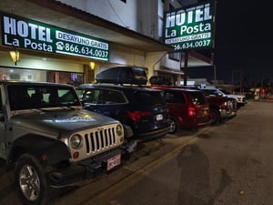 Familias provenientes de Iowa, Wisconsin y Oklahoma llenan los hoteles  Los paisanos no solo están cruzando por Monclova, también están consumiendo