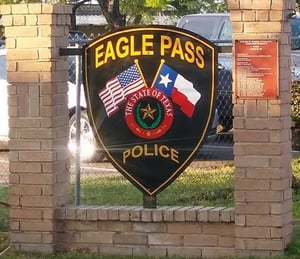 Tras los lamentables hechos ocurridos en el Moncada Field de Eagle Pass, donde un enfrentamiento en un partido de béisbol culminó con un arma de fuego