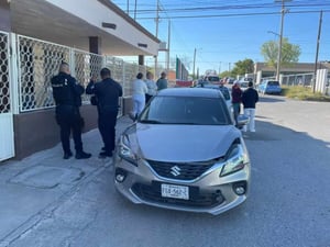 Impacto entre dos vehículos provoca daños materiales, pero sin lesionados  Un accidente automovilístico registrado en la colonia Obrera Sur, Segundo Sector