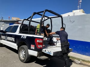 Los sujetos intentaron huir, pero fueron capturados.  La tarde del martes, elementos de la Policía Municipal realizaron la detención de dos individuos