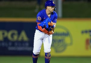    Los beisbolistas mexicanos Joey Meneses y Luis Urías terminaron la temporada 2025 en ligas menores y ahora son agentes libres.  Los peloteros mexicanos Joey