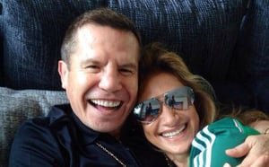    Julio César Chávez revela ante Adela Micha la adicción que aún lucha por superar, en una entrevista marcada por confesiones.  En una entrevista