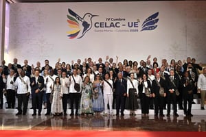 La cuarta cumbre entre la Celac y la Unión Europea comenzó en Colombia con notables ausencias, tensiones diplomáticas y críticas a la política de Estados