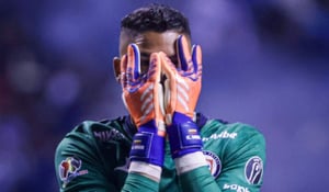 Al final, sucedió lo que tanto temían en Cruz Azul: el arquero colombiano Kevin Mier no podrá jugar la Liguilla del Apertura 2025 ni la Copa Interamericana