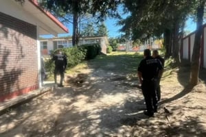 El hallazgo de un cráneo humano en una escuela secundaria de Panotla, Tlaxcala, desató una investigación forense para determinar su origen y antigüedad.