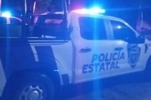 Una celebración de cumpleaños terminó en tragedia en Huejutla, Hidalgo, cuando un joven de 24 años fue asesinado a machetazos por su propio padre.  Un violento